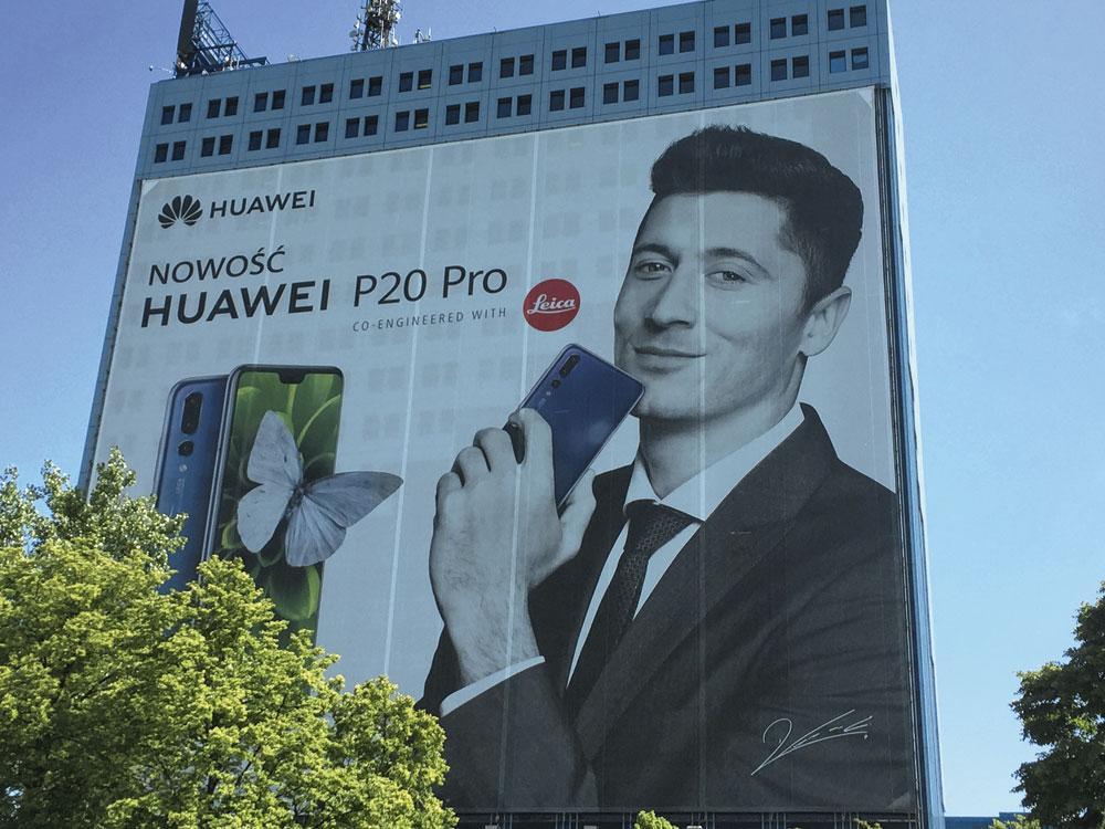 Robert Lewandowski prête son nom à bon nombre de campagnes publicitaires.