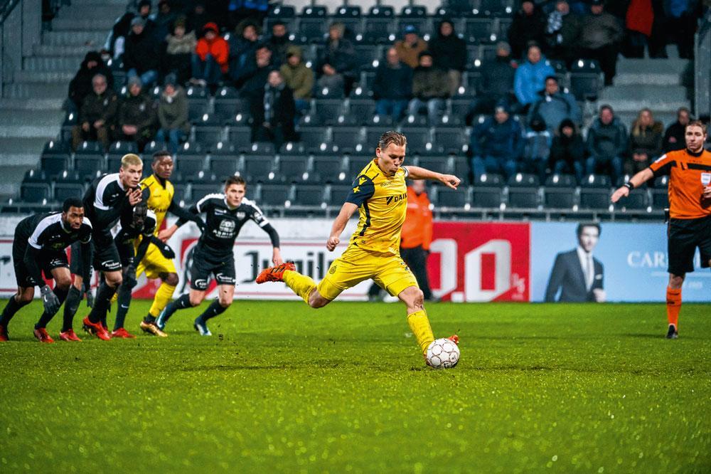 Ruud Vormer, le Soulier d'Or, a tiré 5 des 12 penalties accordés au Club Bruges cette saison en championnat. Il en a transformé quatre.
