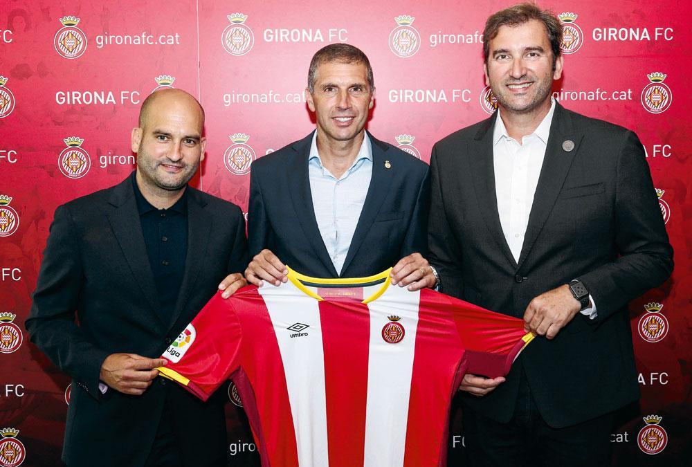 Pere Guardiola, frère de et investisseur, avec le président Delfi Geli (au centre) et Ferran Soriano, CEO du City Football Group.