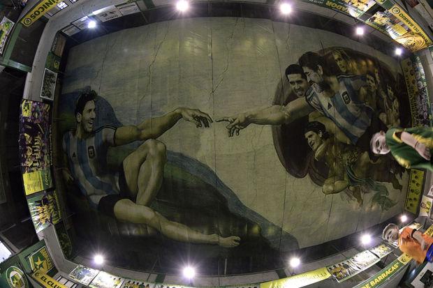 Maradona est Dieu, Messi est Adam