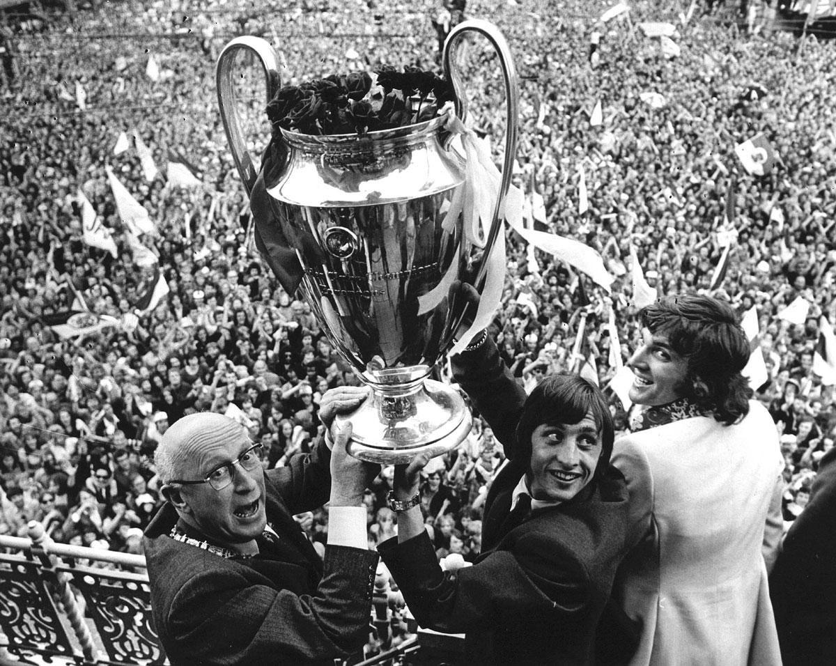 L'Ajax remporte sa première CE1 face au Panathinaikos en 1971 : 2-0.