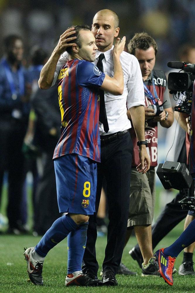 Andrés Iniesta a soutenu Pep Guardiola, qui a connu un début de carrière difficile au Barça.