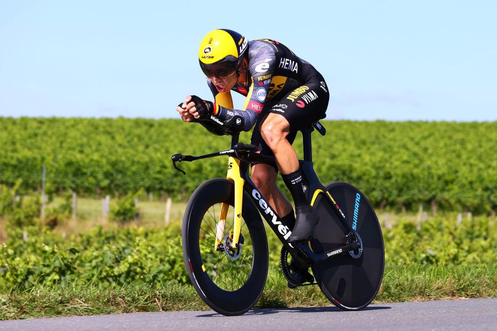 Vainqueur du dernier chrono du Tour, Van Aert visera aussi la médaille lors du contre-la-montre individuel.