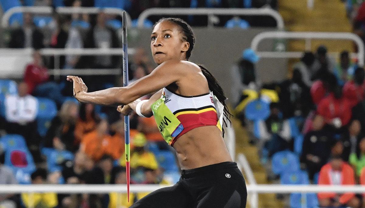 En 2016, Nafi Thiam a quasiment assuré son titre olympique grâce à un lancer de javelot de plus de 53 mètres.