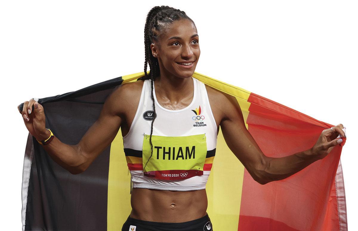 Le soulagement de Nafi Thiam a été grand lorsqu'elle a remporté sa deuxième médaille d'or consécutive à l'heptathlon.