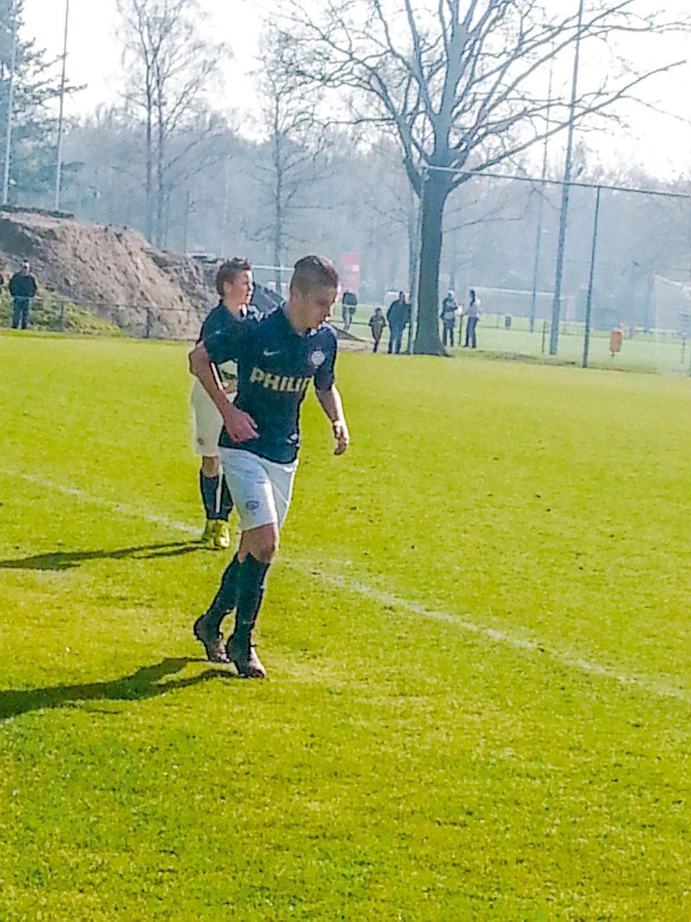 Remco Evenepoel en classes de jeunes du PSV.