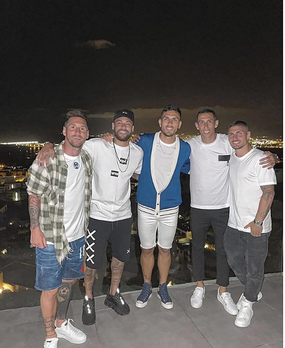 Lionel Messi, Neymar, Leandro Paredes, Ángel Di María et Marco Verratti en vacances à Ibiza. La photo qui a tout déclenché?