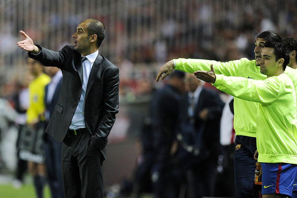 Quand il n'était pas sur le terrain au Barça, Xavi tentait déjà de mimer Pep Guardiola.
