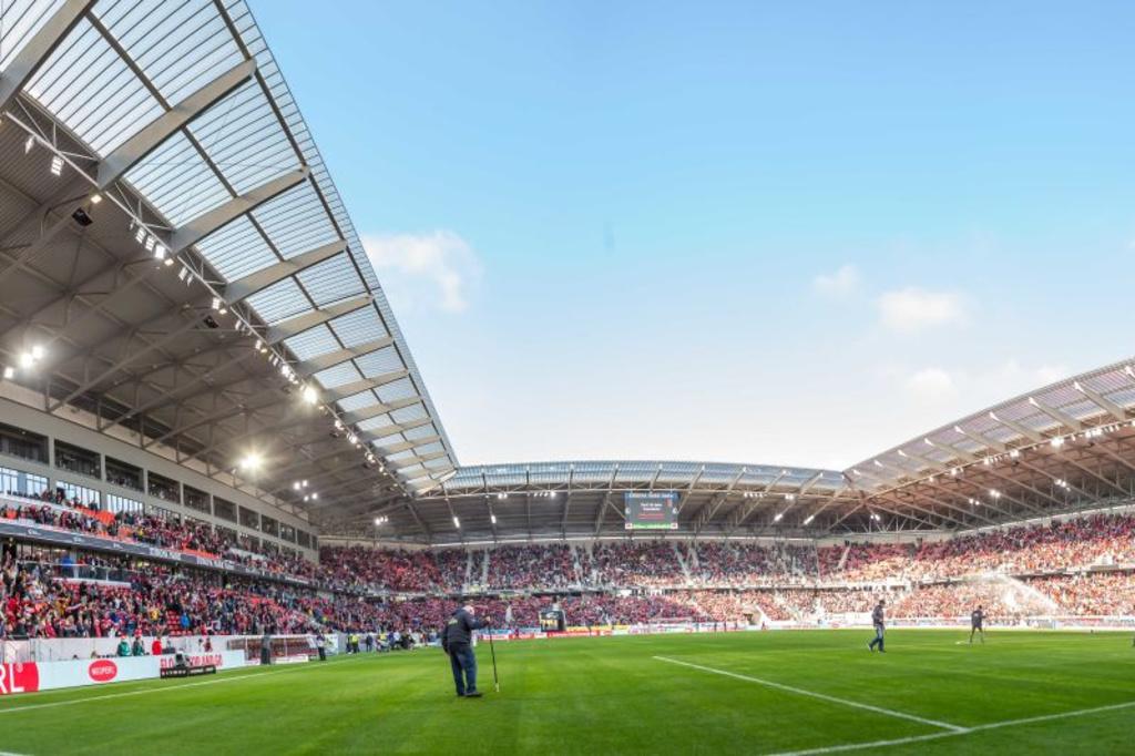 Le nouveau Europa-Park stadion compte 34000 places et a été inauguré le 16 octobre dernier avec la réception du RB Leipzig.