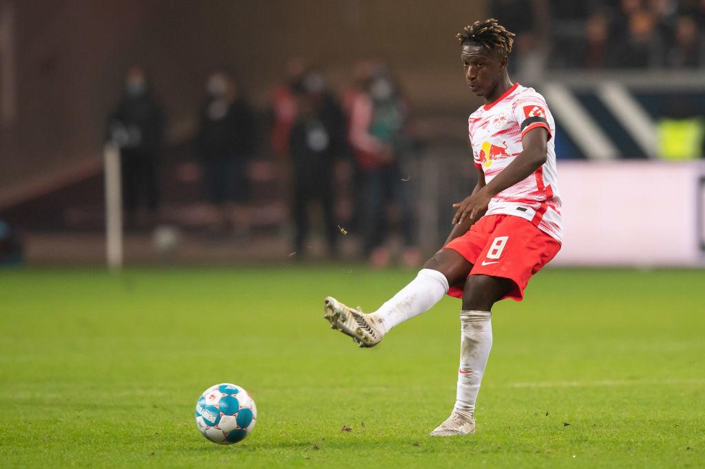 Le Malien Amadou Haidara de Leipzig pourrait rejoindre prochainement Manchester United où il retrouverait une vieille connaissance de la maison Red Bull: Ralf Rangnick