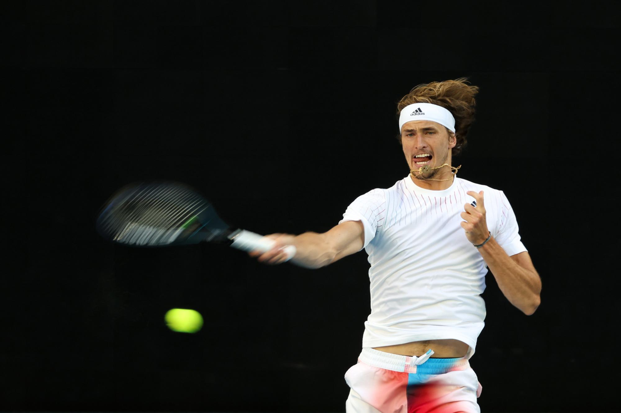 Alexander Zverev continue sa marche en avant à l'Australian Open avec une nouvelle victoire en 3 sets.