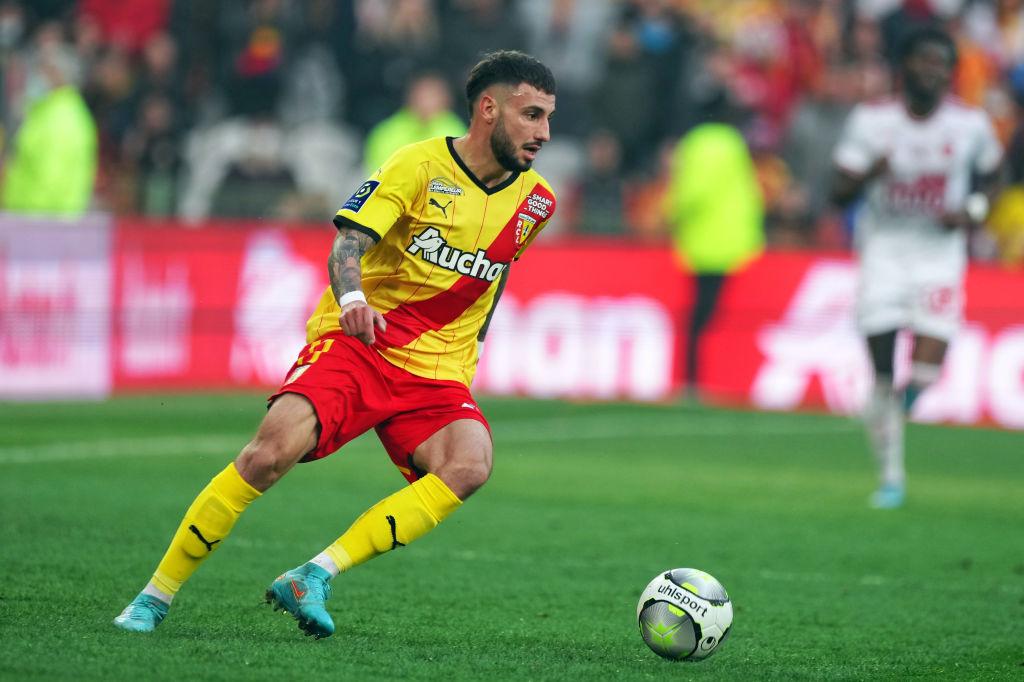 Jonathan Clauss symbolise la réussite du football 