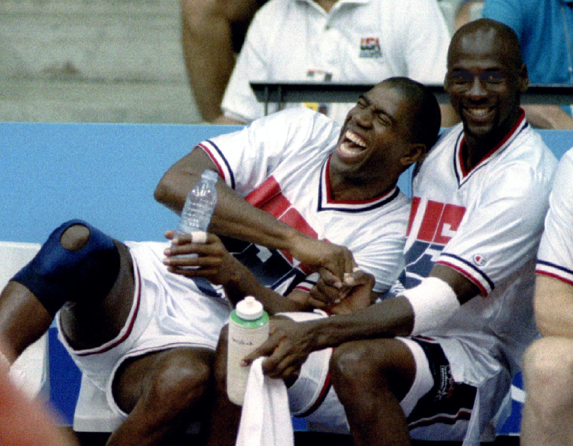 Magic Johnson en Michael Jordan dollen.