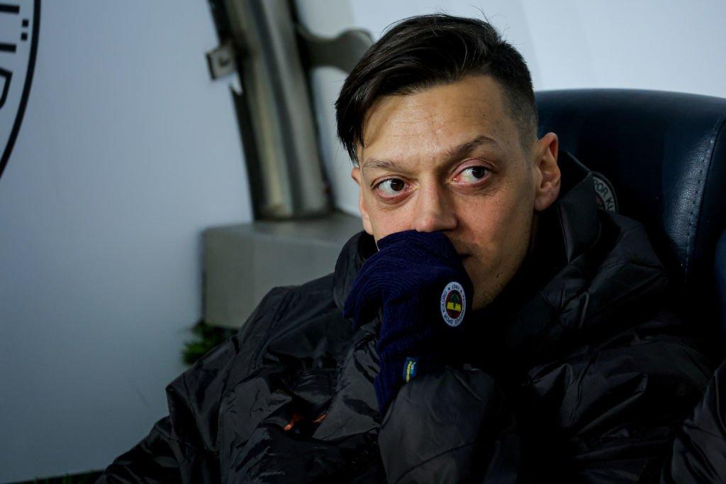 Après une expérience ratée du côté du prestigieux Fenerbahçe, Mesut Özil, l'ancienne star d'Arsenal, va tenter de se relancer à Basaksehir.