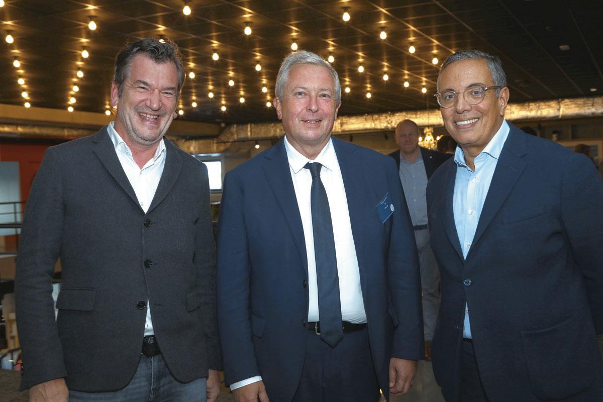 L'humoriste Vincent Taloche, Philippe Lallemand, CEO d'Ethias, et Amid Faljaoui, directeur de Trends-Tendances et administrateur délégué du Cercle de Wallonie.