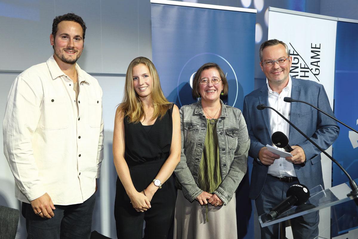 Kevin Tillier, CEO de Myskillcamp, Héloïse Douley, productrice au Studio Ecolys, Annick Castiaux, et Olivier Colle, animateur à la RTBF.