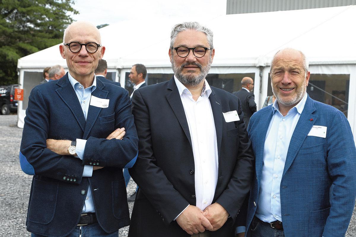 Luc Pire, président du comité d'éthique de la Chocolaterie Galler, Didier Leclercq, managing director de Magesco, et Renaud Jamar, CEO de LVD Invest.