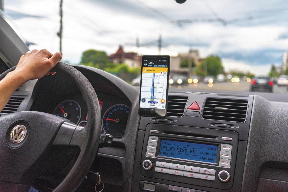 L'APPLI WAZE a révolutionné la navigation en s'appuyant sur ceux qui connaissent le mieux l'état du trafic: les conducteurs eux-mêmes.