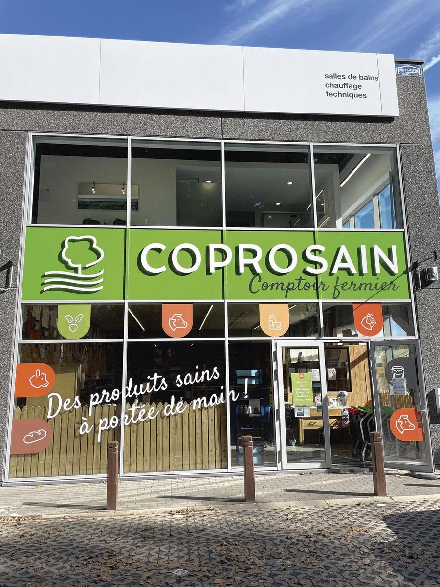 Le magasin Coprosain de Tournai.