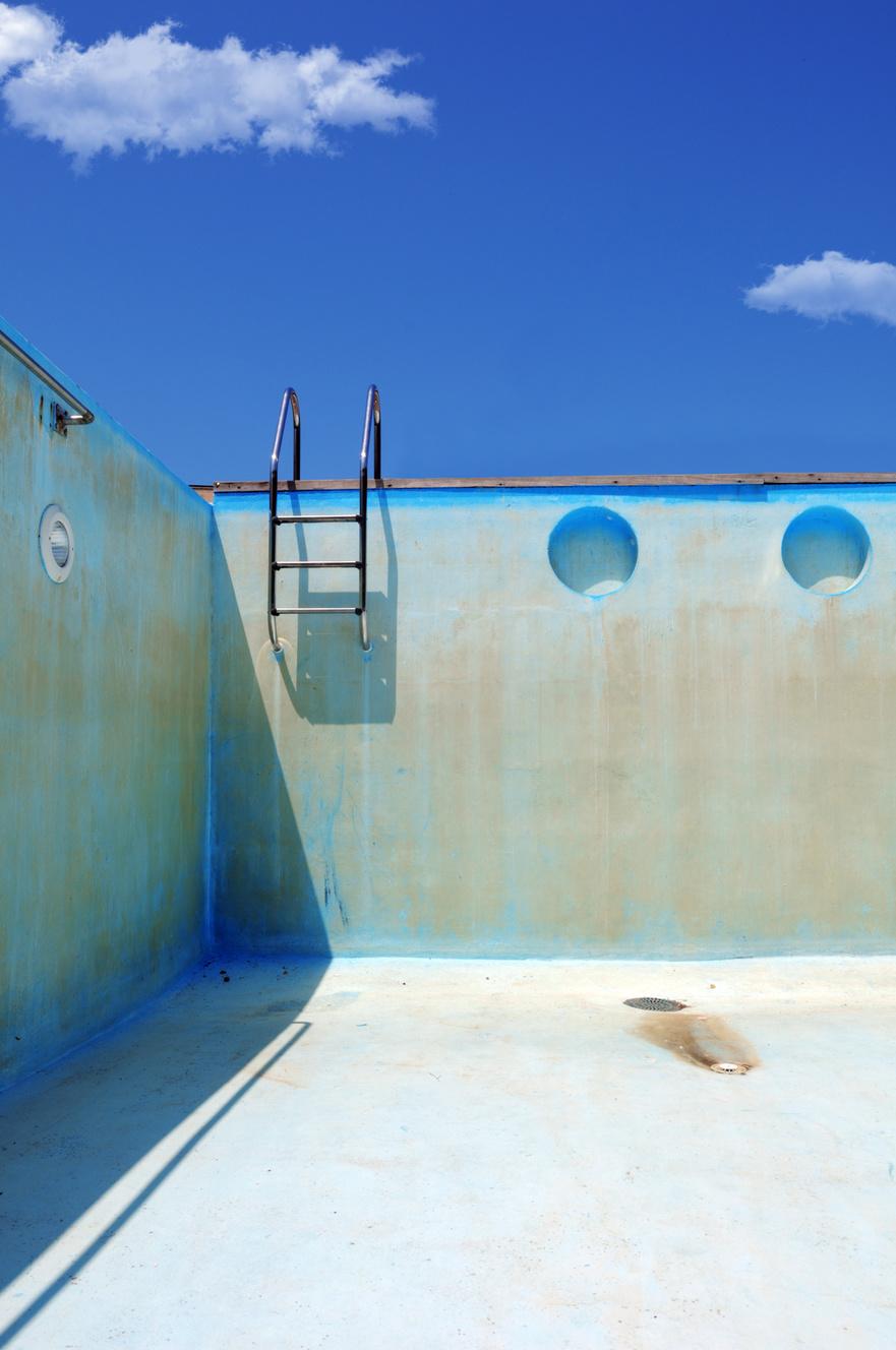 Sécheresse : les propriétaires de piscines devront-ils payer l'eau plus chère ?