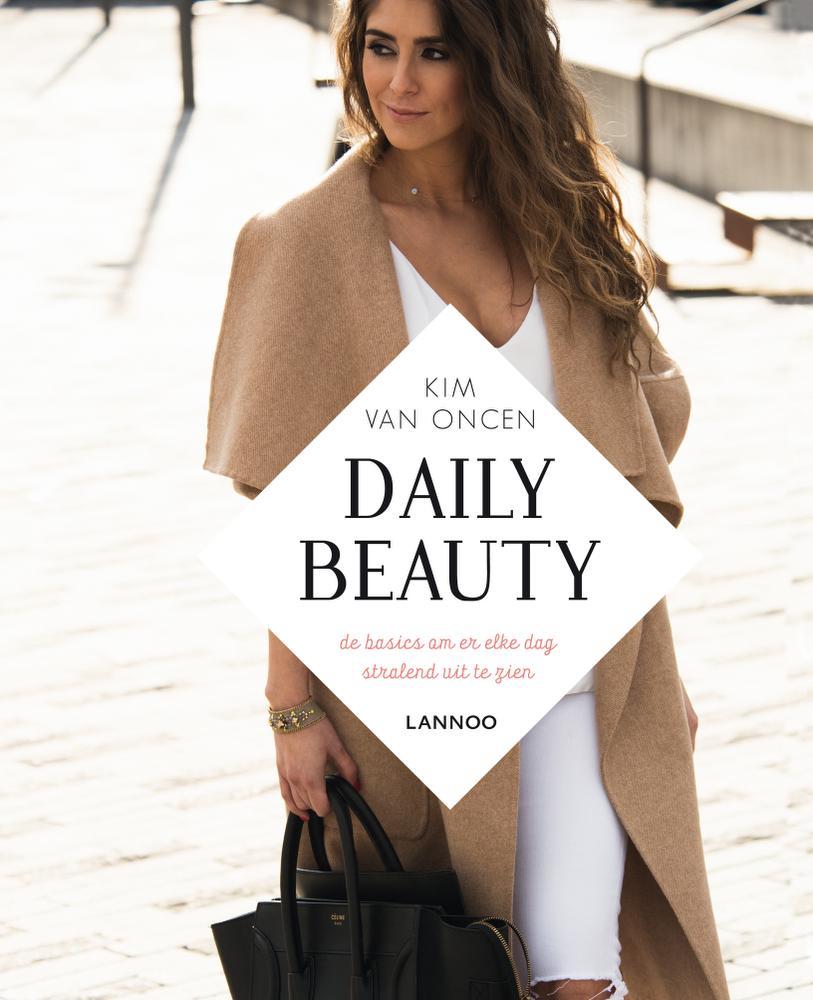 Kim Van Oncen geeft beauty tips in boekvorm 