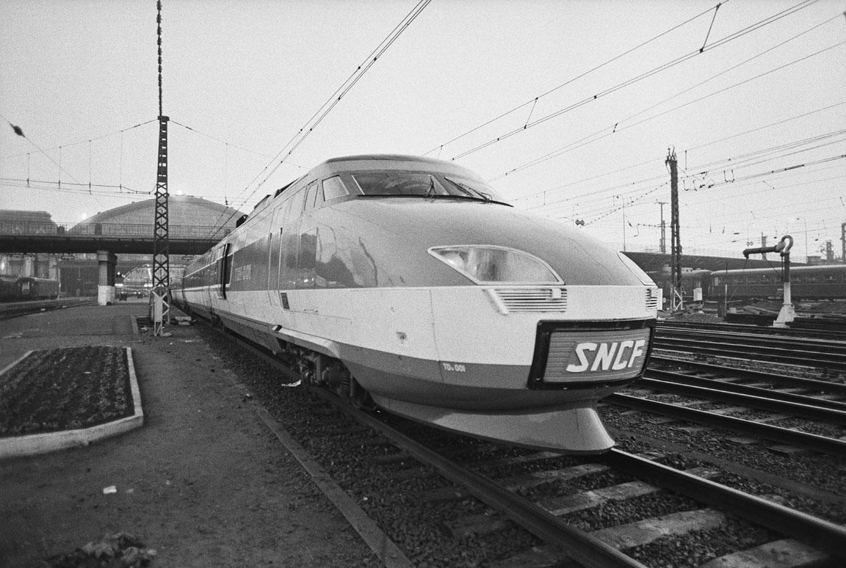 TGV De hogesnelheidstrein was het kroonjuweel van de industriële hoogdagen van de vorige eeuw in Frankrijk.