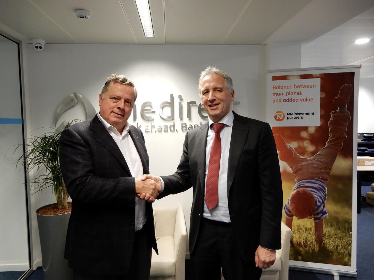 Philippe Delva, CEO MeDirect Bank samen met Didier Devreese, Head of Sales & Marketing NN Investment Partners
