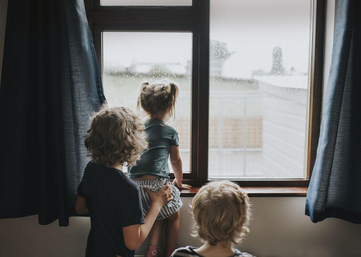 Kinderen IN QUARANTAINE Ouders kunnen tijdelijke werkloosheid wegens overmacht inroepen.