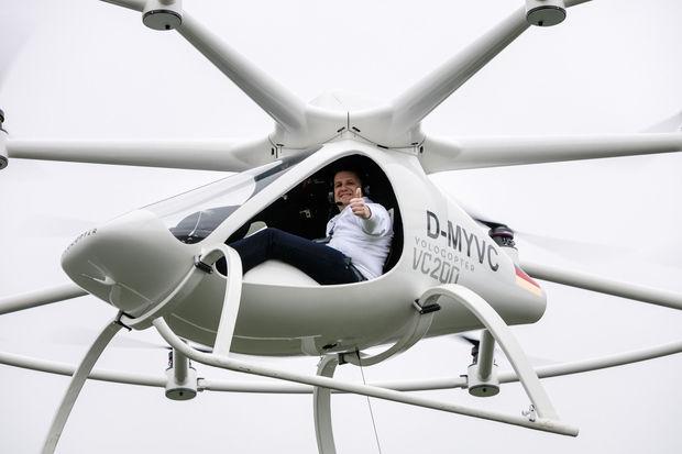 Alexander Zosel op de eerste bemande vlucht van de Volocopter
