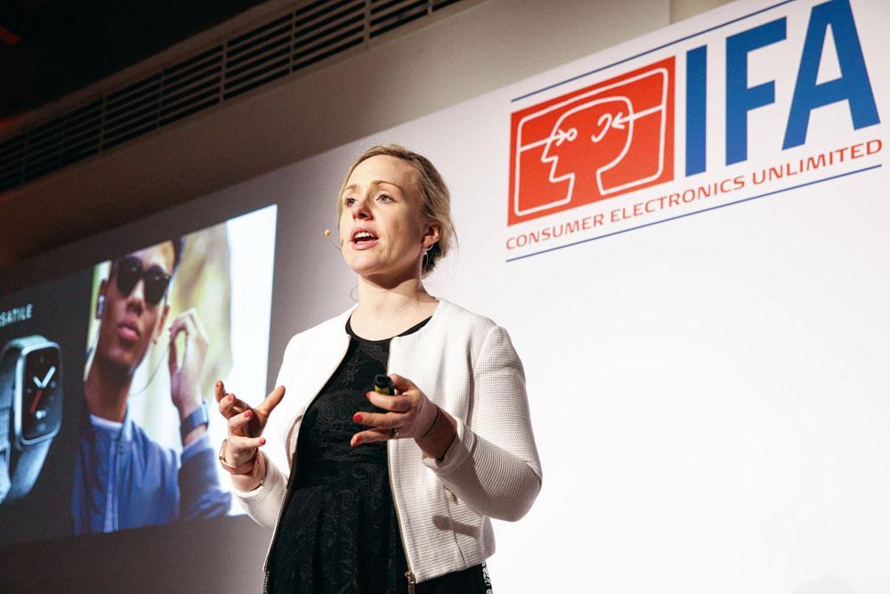Helen Reid, head of product marketing bij Fitbit: 'Onze missie is altijd dezelfde gebleven: iedereen ter wereld gezonder maken'