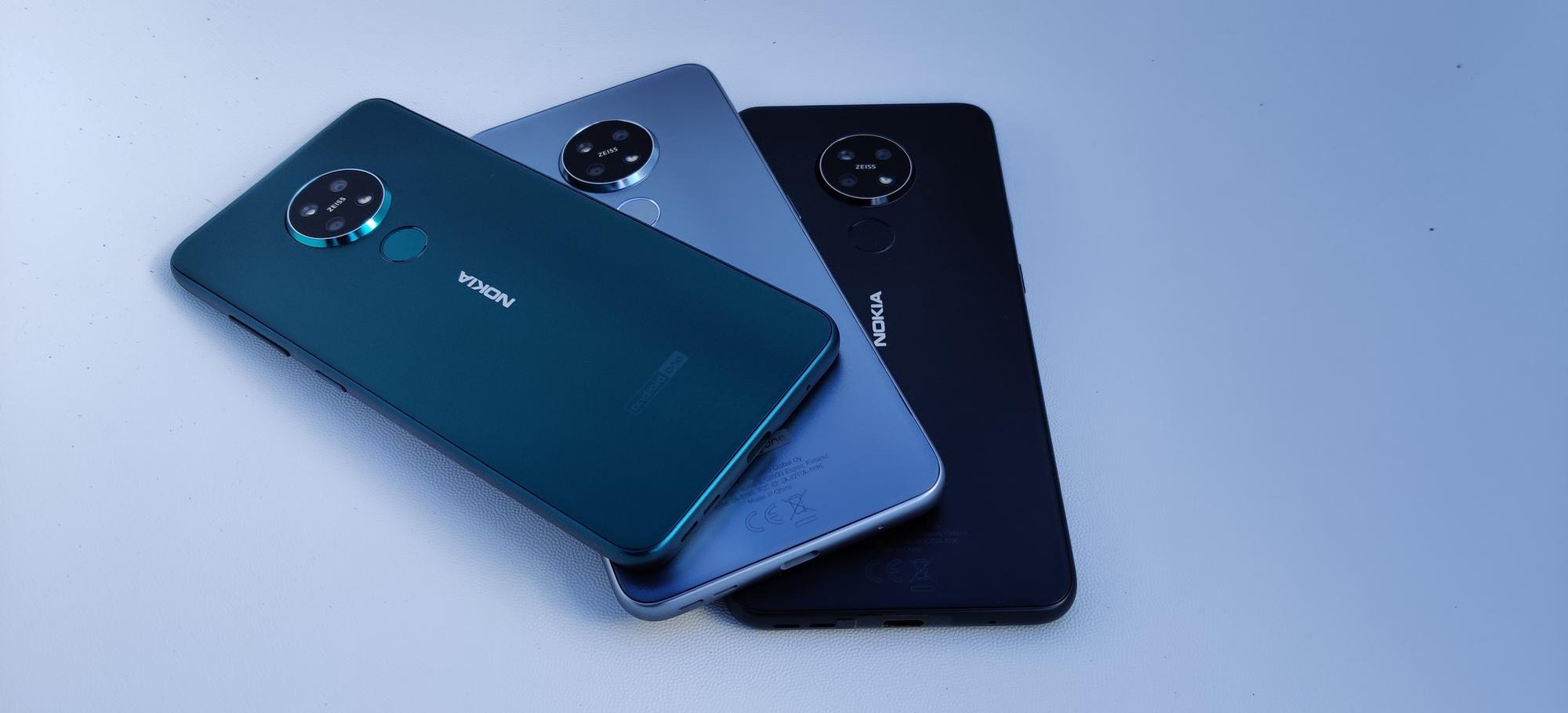 De Nokia 7.2 is een midrange smartphone. De iets goedkopere 6.2 ziet er identiek uit, op het Zeiss-logo na.