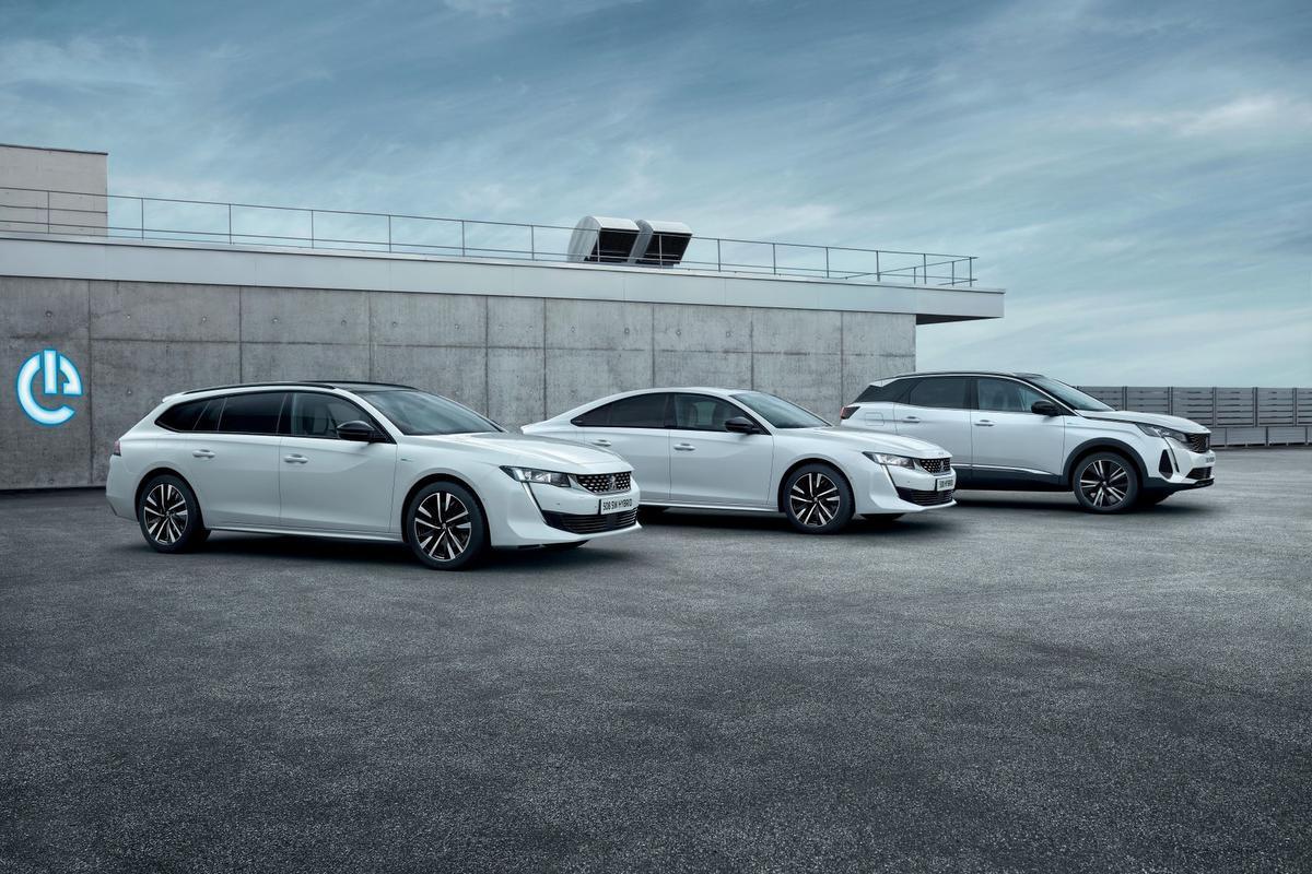Les Peugeot 508 SW HYBRID, 508 HYBRID et 3008 HYBRID