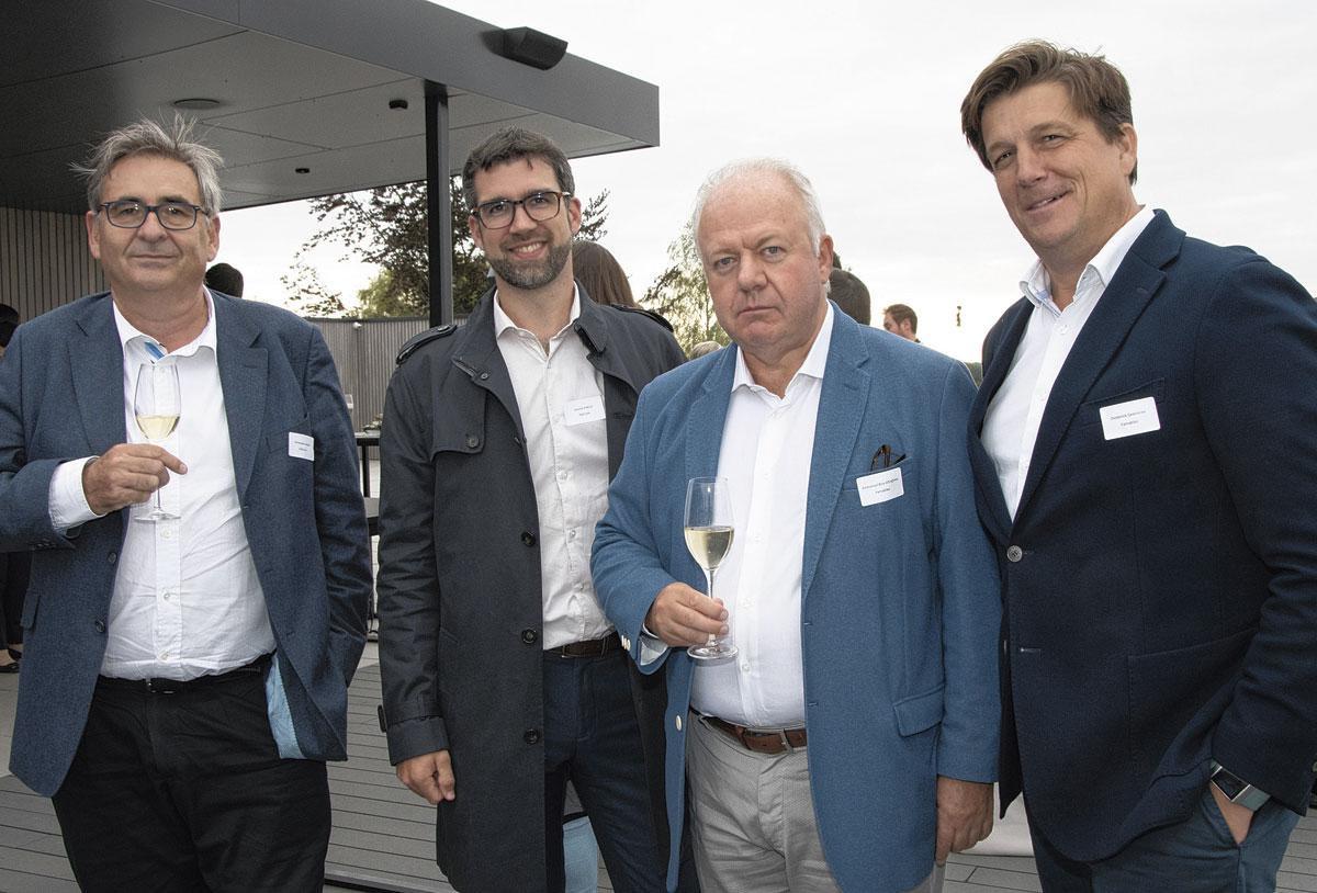 Christophe Gaudin et Jérôme Parc, cofondateurs de Op2Lysis, en compagnie d'Emmanuel Bois d'Enghien et Diederick Geerinckx, respectivement directeur général et directeur marketing de Yamabiko.