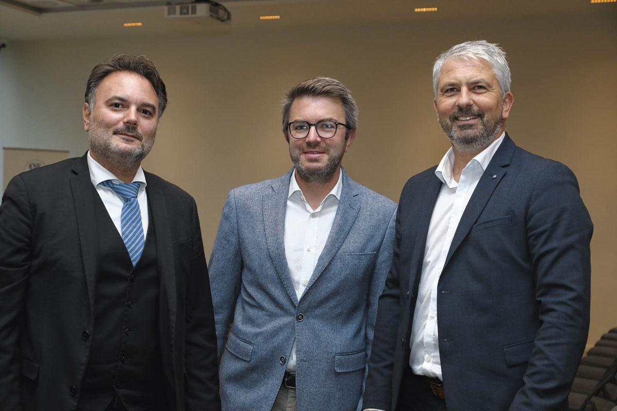 Cédric Henne, associé chez Coppens et Associés, Vincent Muntz et Frédéric Luypaert, respectivement district manager Namur et account manager à la Banque Van Breda.