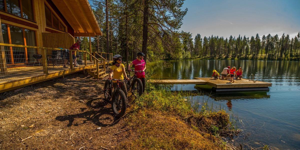 De Pinetree Lodge is de ideale uitvalsbasis voor winter- en zomeractiviteiten in de wildernis