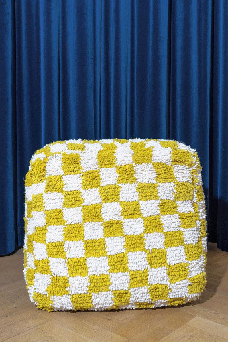 Checkered Pouf Nomad Objects, ? 165 www.nomad-objects.com