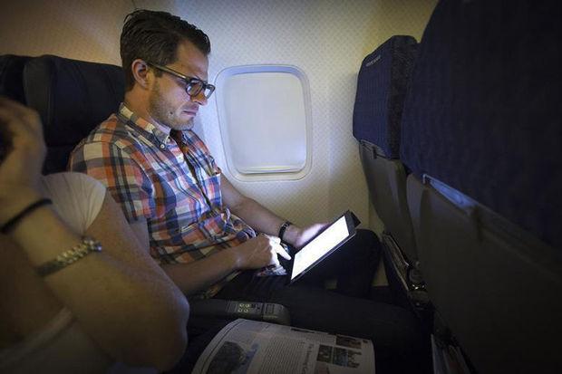 Le Li-Fi pourrait être utilisé dans les avions, pour transmettre des informations aux passagers principalement.