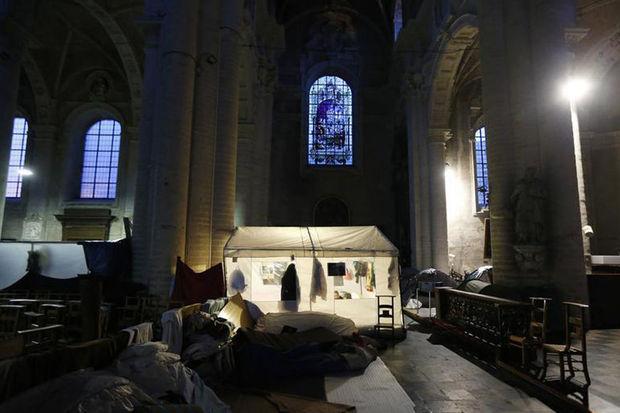 C'est dans une église de Bruxelles que des réfugiés afghans ont trouvé refuge.