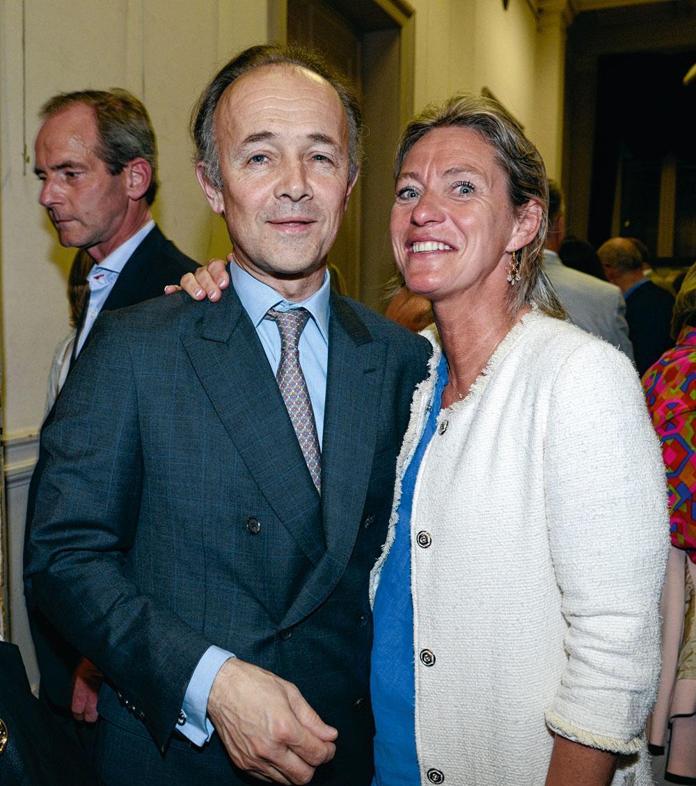 Nicolas de Gottal, sales director de la FN Herstal, et son épouse.