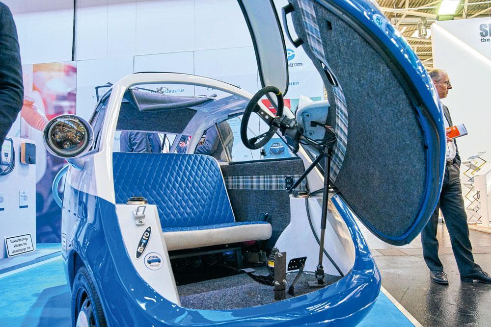 La microlino, une micro-voiture électrique inspirée des autos des