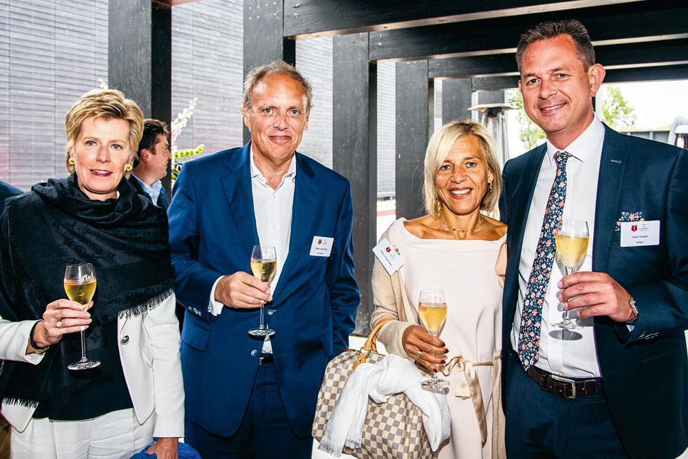 Sonja Rottiers, cofondatrice de Women on Board et administratrice de sociétés, Robert van der Eijk, executive vice president de Cap Gemini Consulting Belux, et Karel Tanghe, partner chez KPMG, et son épouse.