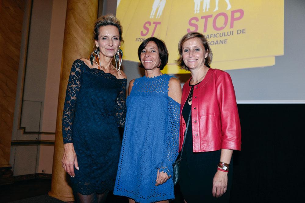 Sophie Jekeler, Sylvie Bianchi et Claire Moreau, respectivement présidente, chargée de projets et administratrice de la Fondation Samilia.