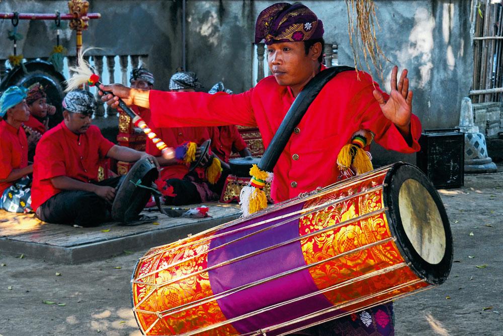 Chaque événement dans une communauté donne lieu à un spectacle de gamelan balinais (orchestre de percussions).