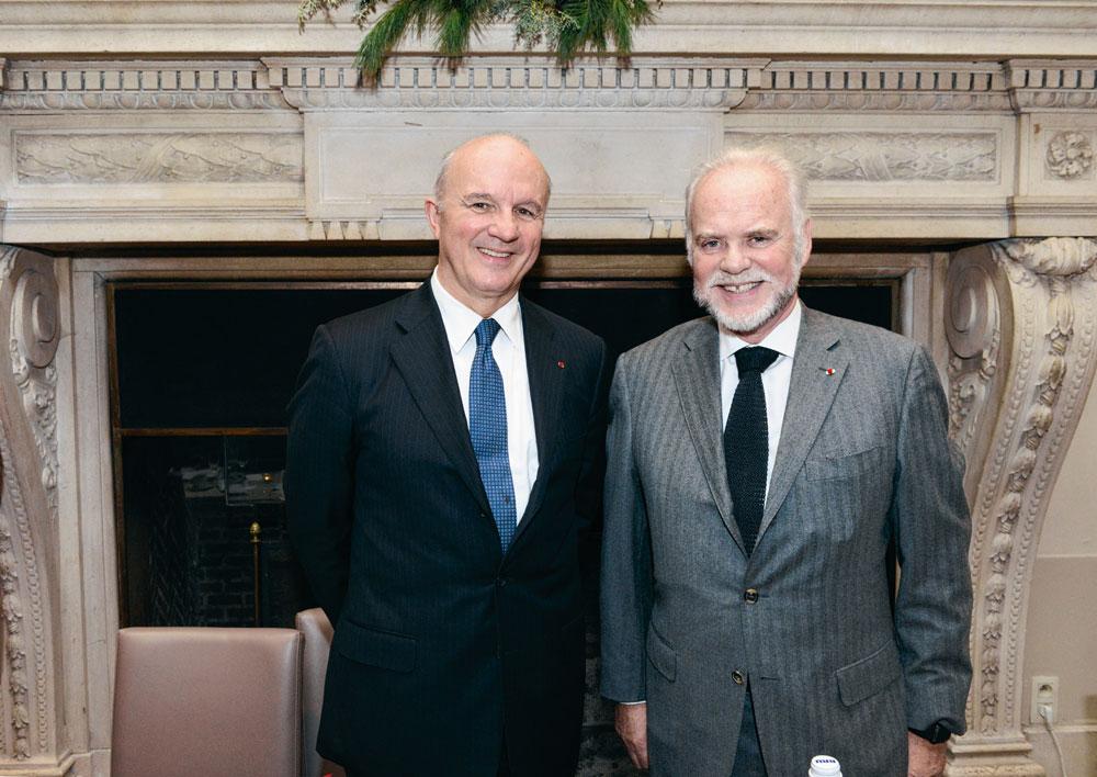 Jean-Louis Georgelin, et Patrick De Pauw, président de la World Trade Center Association.