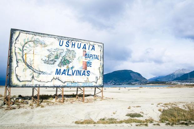 Fin de l'aventure à Ushuaia, dont l'ambiance de bout du monde n'occulte pas les considérations politiques...