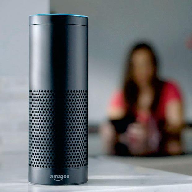 La voix de son maître ? Echo-Alexa, d'Amazon, écoute et répond.