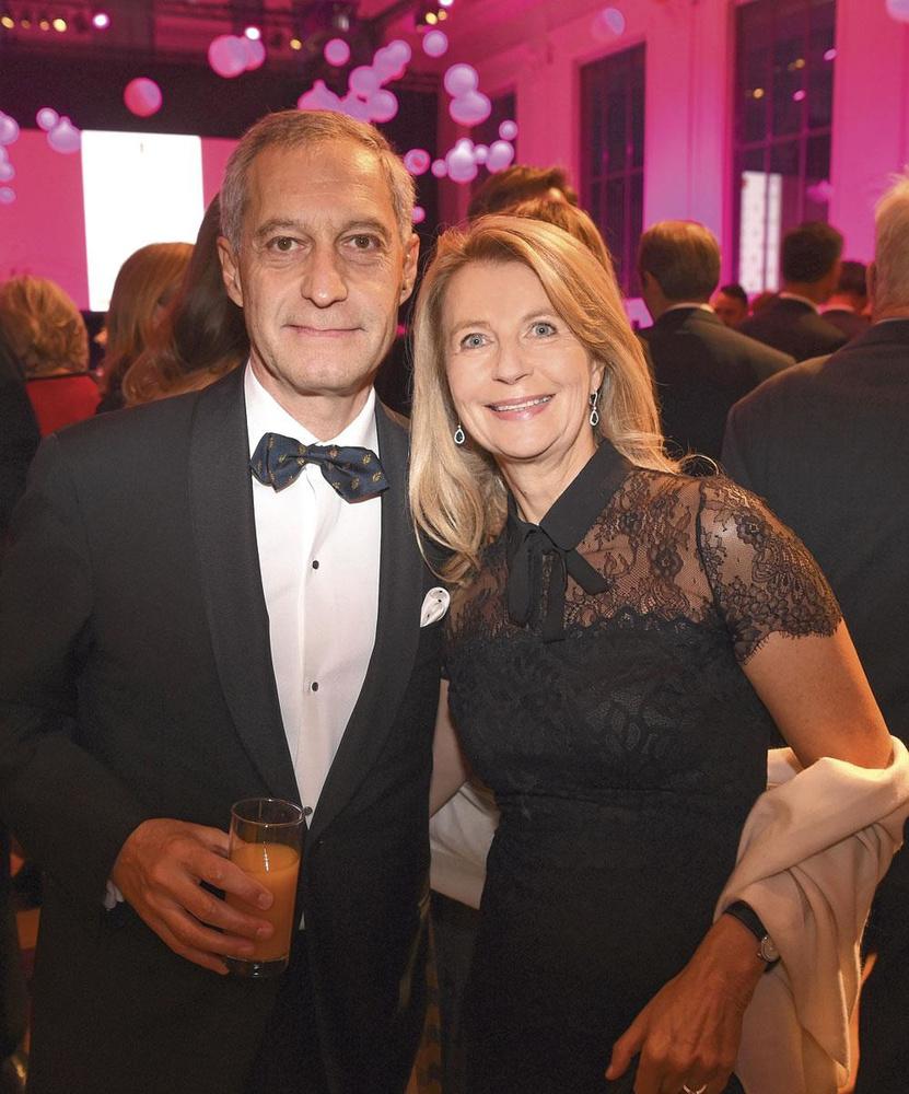 Pierre Gurdjian, président du conseil d'administration  de l'ULB,  et son épouse.
