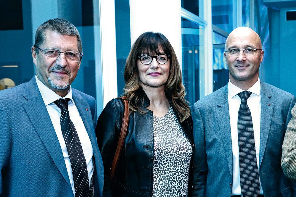 Luc Joine, directeur général d'Intradel, Pascale Denis, responsable de la communication à l'AIDE, et Jean-Michel Heuskin, directeur de l'ASBL Mnema.