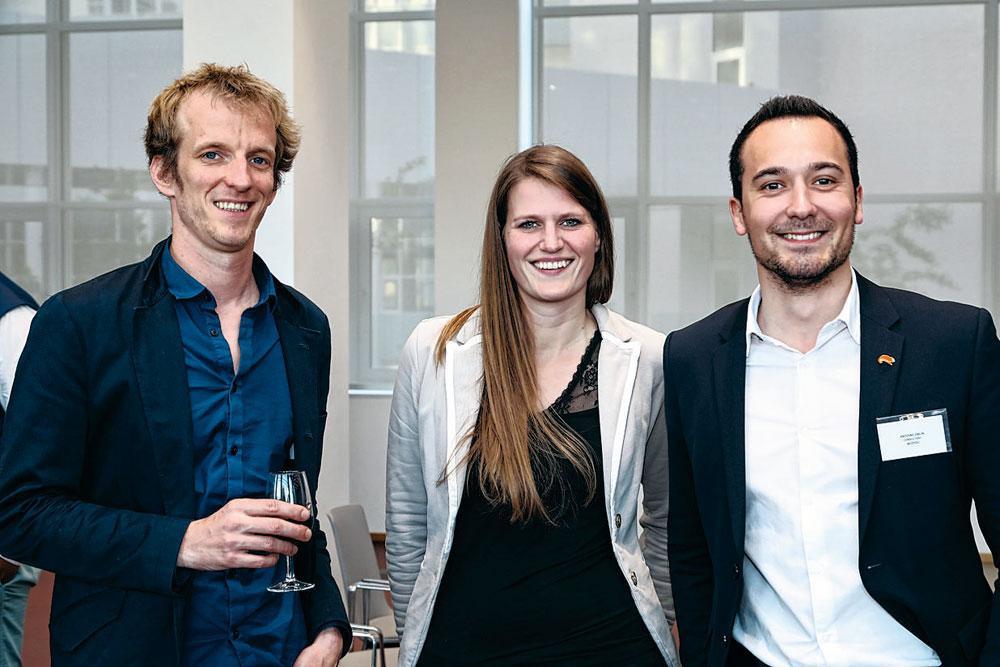 Matthieu Peltier, cofondateur et gérant de Betrail, en compagnie de Morgane Gouzou et Antoine Oblin, respectivement senior accounting manager et consultant chez Wizyou.