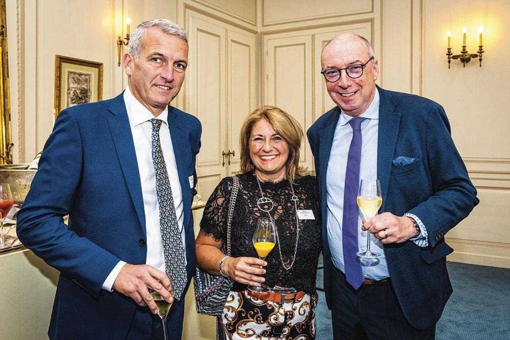 Gilles et Myriam de Fauconval, gérants de Crearte, et Eric Degand, public relations manager du Cercle de Lorraine.